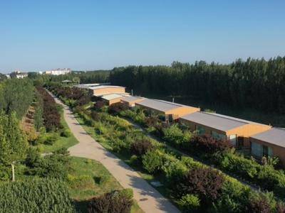 古早清凉水岸木屋