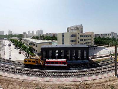 学校铁路线路俯瞰图